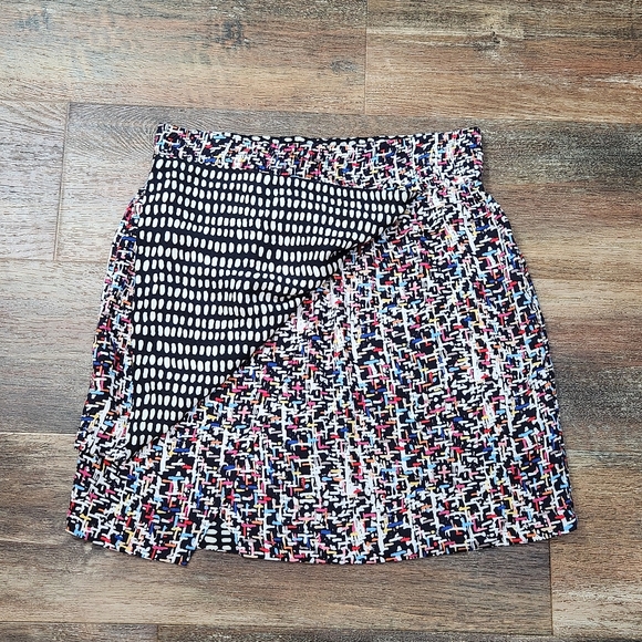 CAbi Reversible Faux Wrap Skirt Size Small - Picture 4 of 7